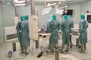 A systematic approach to indoor airflow in operating theatres