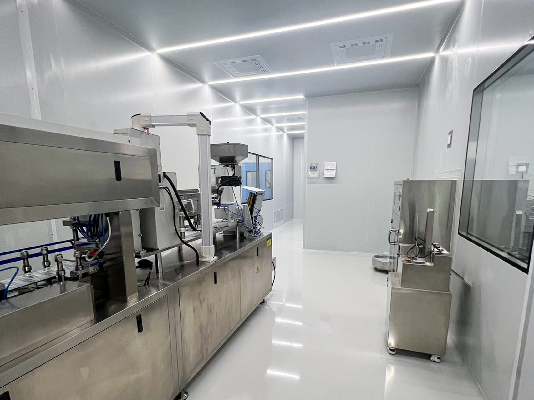 Airkey delivers 450 sqm modular cleanroom for Abu Dhabi pharmaceutical facility