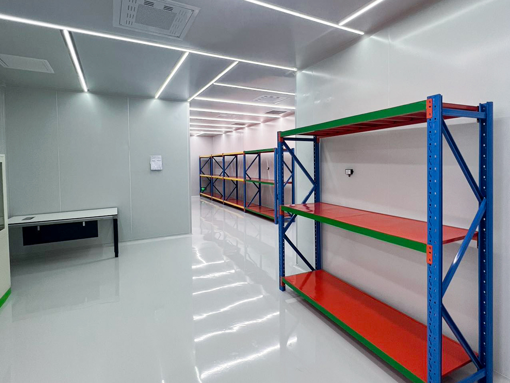 Airkey delivers 450 sqm modular cleanroom for Abu Dhabi pharmaceutical facility
