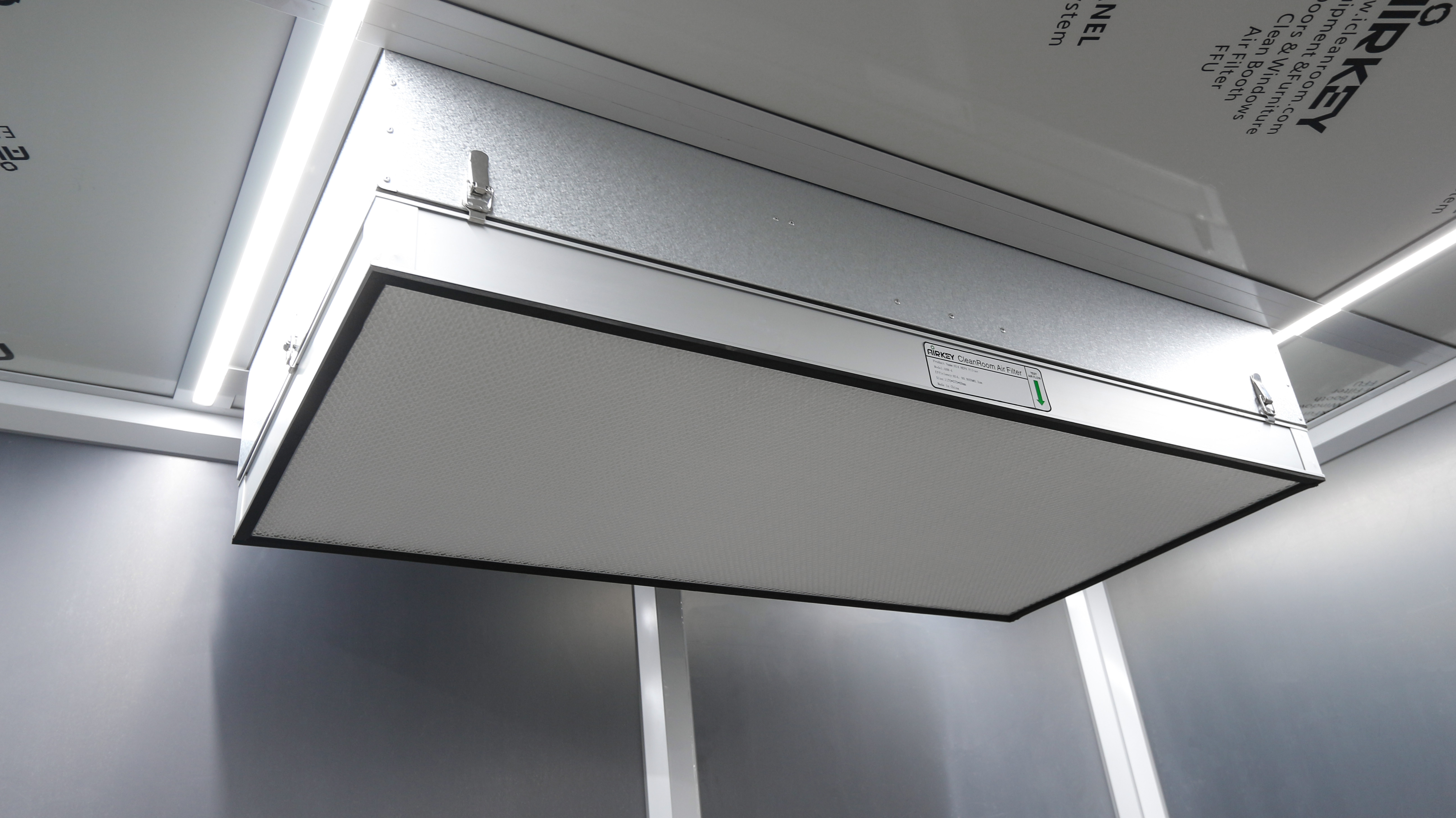 Airkey delivers custom modular cleanrooms for irregular spaces