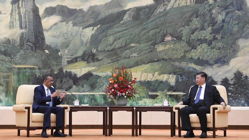 L-R: WHO's Dr Ghebreyesus and China President Xi Jinping 