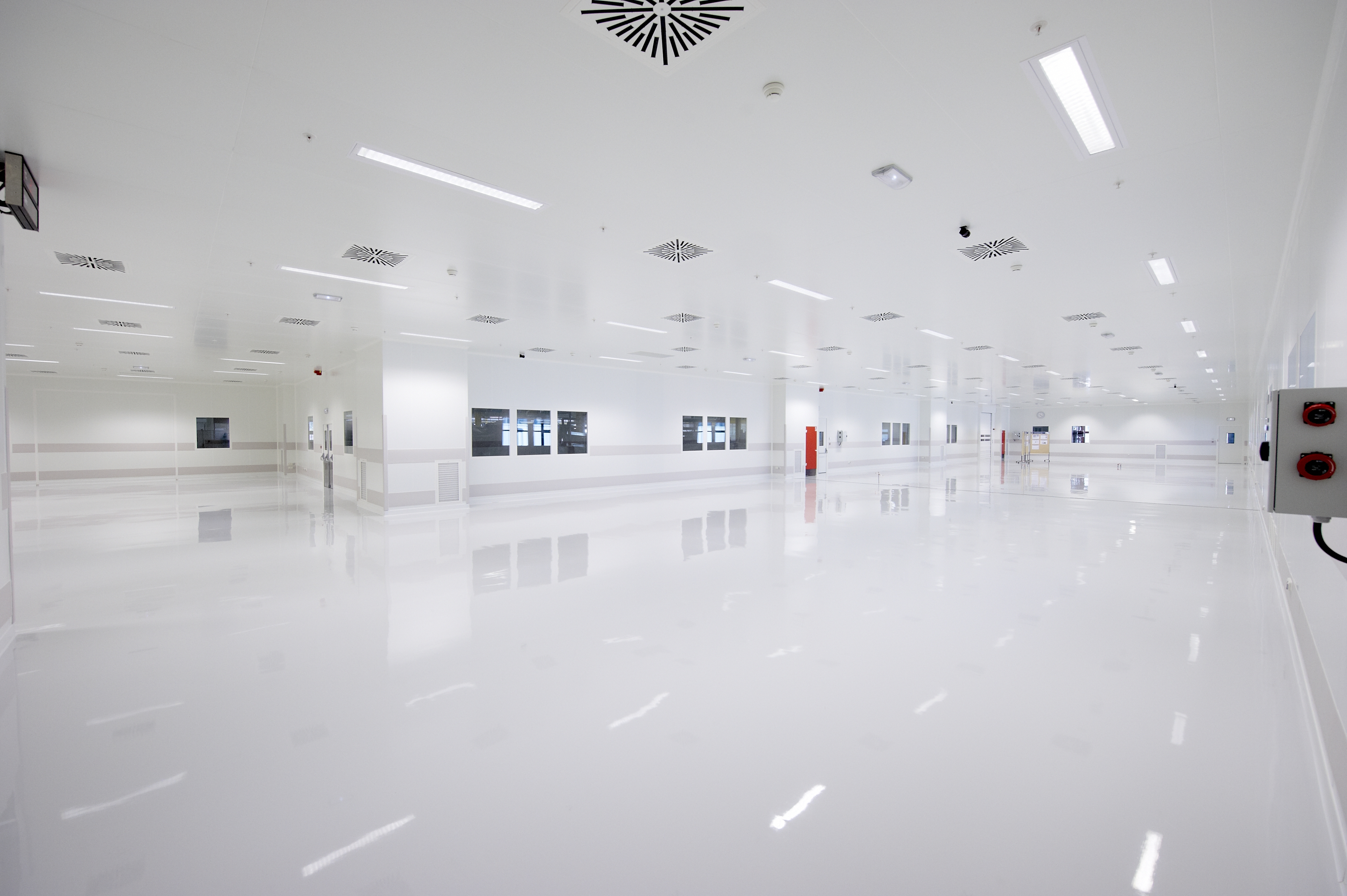 Designing cleanrooms to mitigate microbial contamination