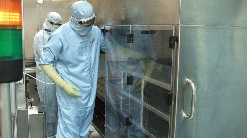 Effective training for keeping cleanrooms clean