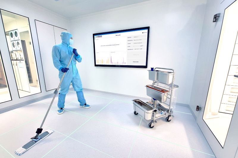 EXCLUSIVE: PFENNIG opens “laser holodeck” for cleanroom training