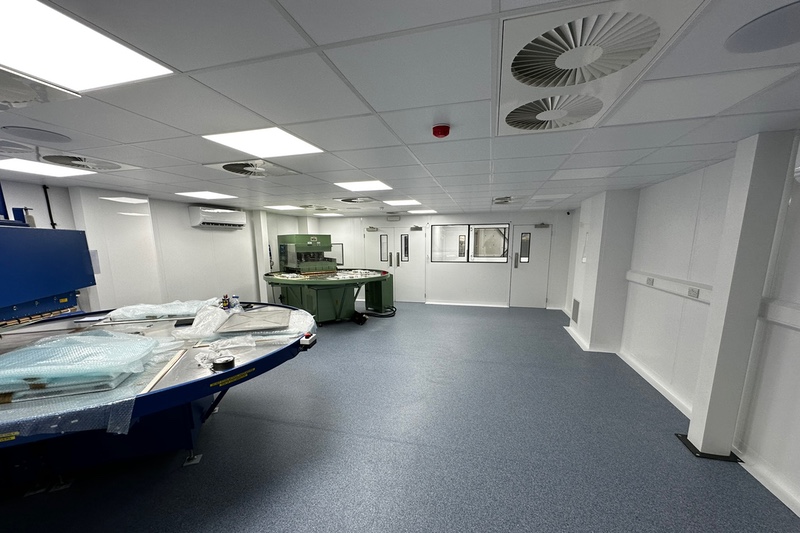 Sovereign Commercial Installations builds ISO Class 7 medical device cleanroom