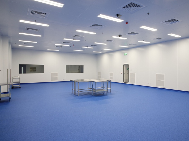 Turnkey solution for a bespoke cleanroom