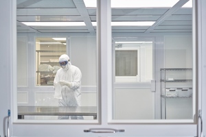 Cleanroom garments: Risk focus meets quality by design