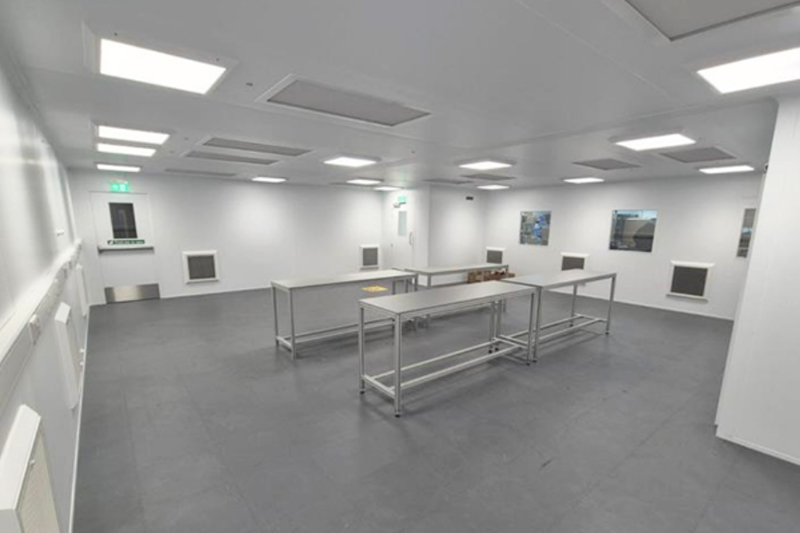 Connect 2 Cleanrooms delivers 114.7 sqm ISO class 7 cleanroom for the production of subsea telecommunication solutions