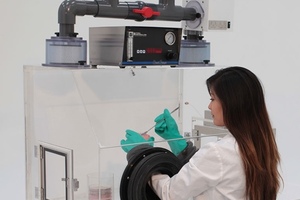 Heated filtration glovebox allows open loop to closed loop filtration