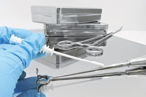 Medical devices: Hygiene monitoring through protein detection 