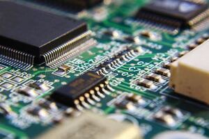 Particle-free production for low fault rates