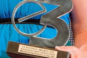 Powder Systems presents Packing Automation the E3 Business Award  