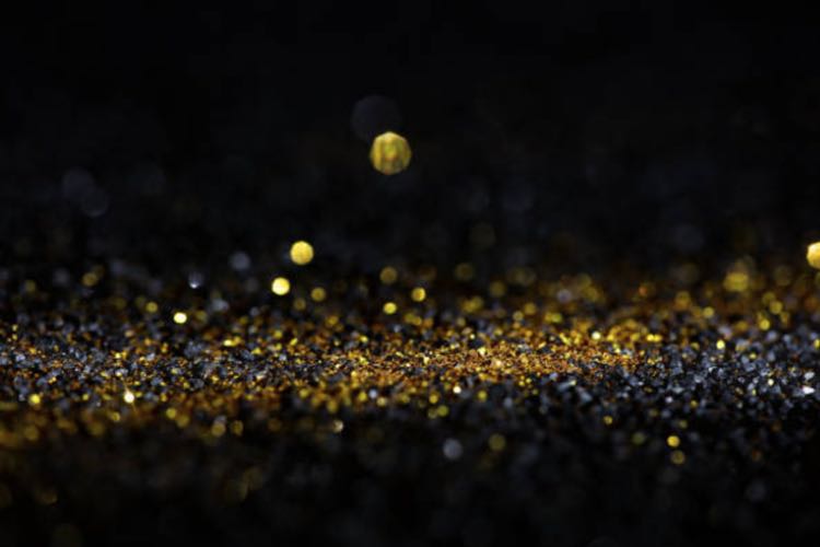 Real-time particle fallout monitoring: Challenges and solutions