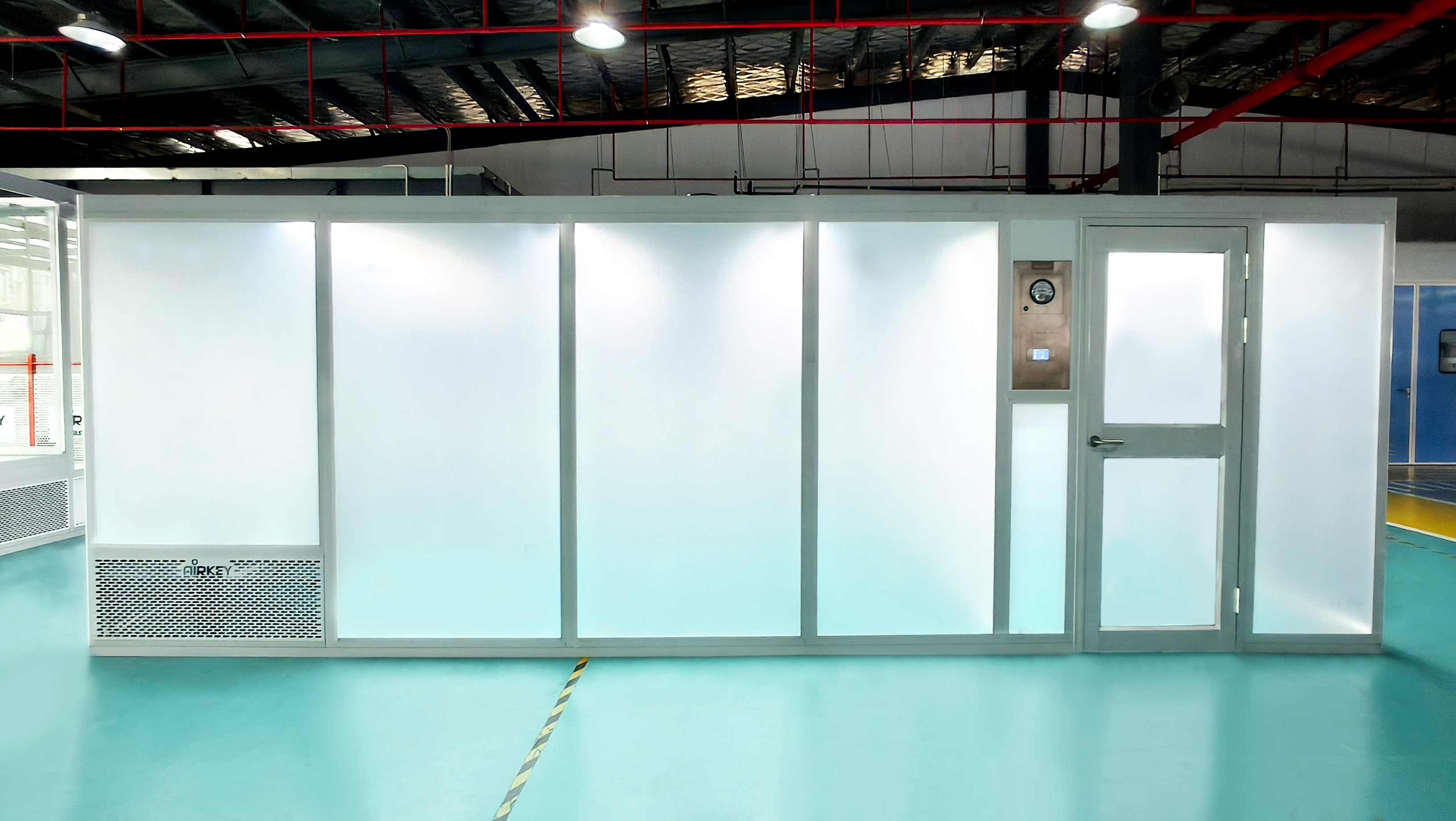 Six cleanrooms, one floor - Airkey factory-proven standard