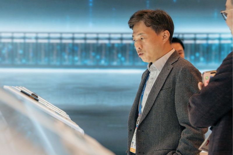 SK Hynix to build AI‑driven autonomous fab by 2030