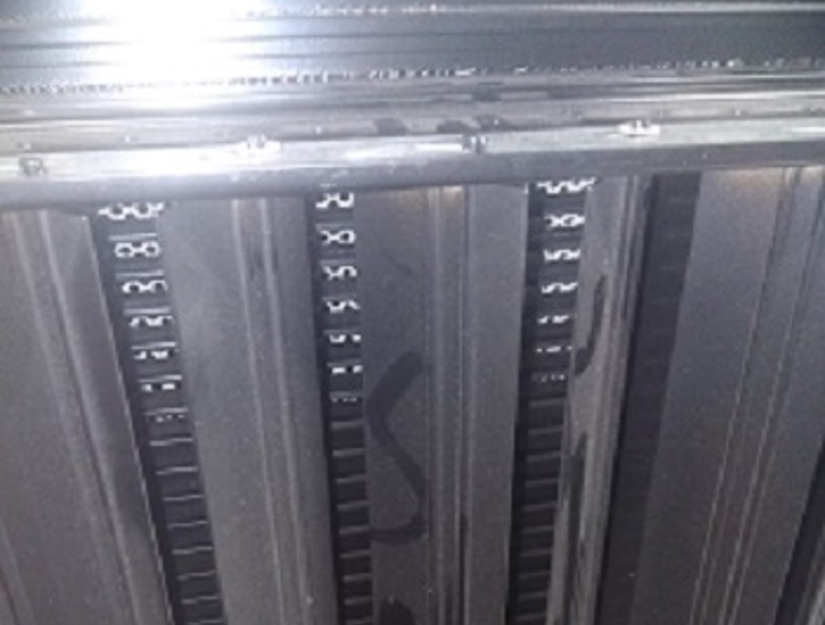 Technical cleaning as part of data centre particulate matter control