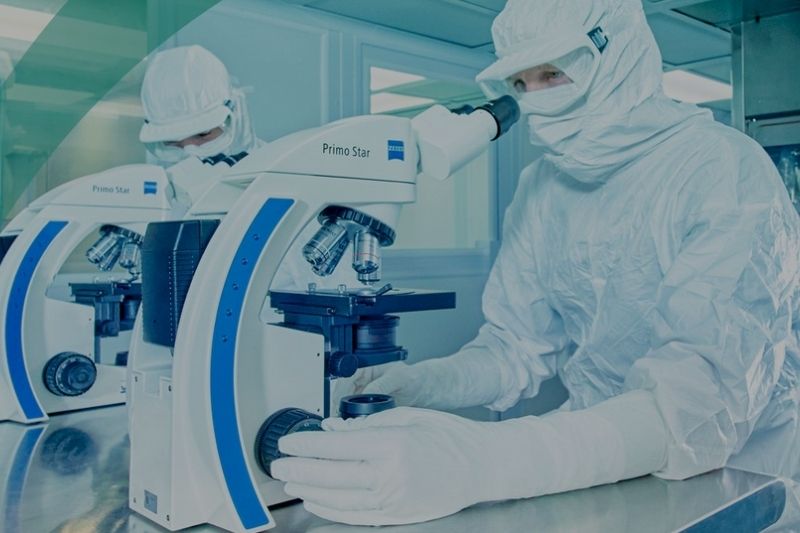 Why choosing the right cleanroom apparel matters