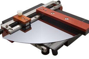 Yale University chooses LatticeGear FlipScribe to downsize wafers 